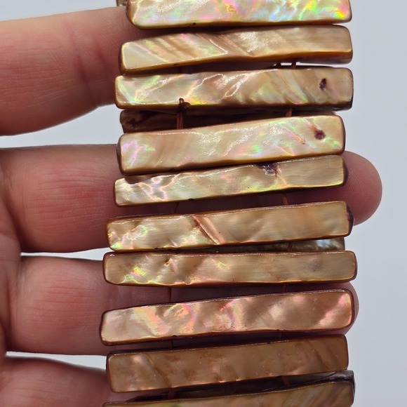 Shell Stretch Bracelet Lot of 2 Green Brown Iridescent Chunky Boho Surf‎ Beach - Picture 5 of 7